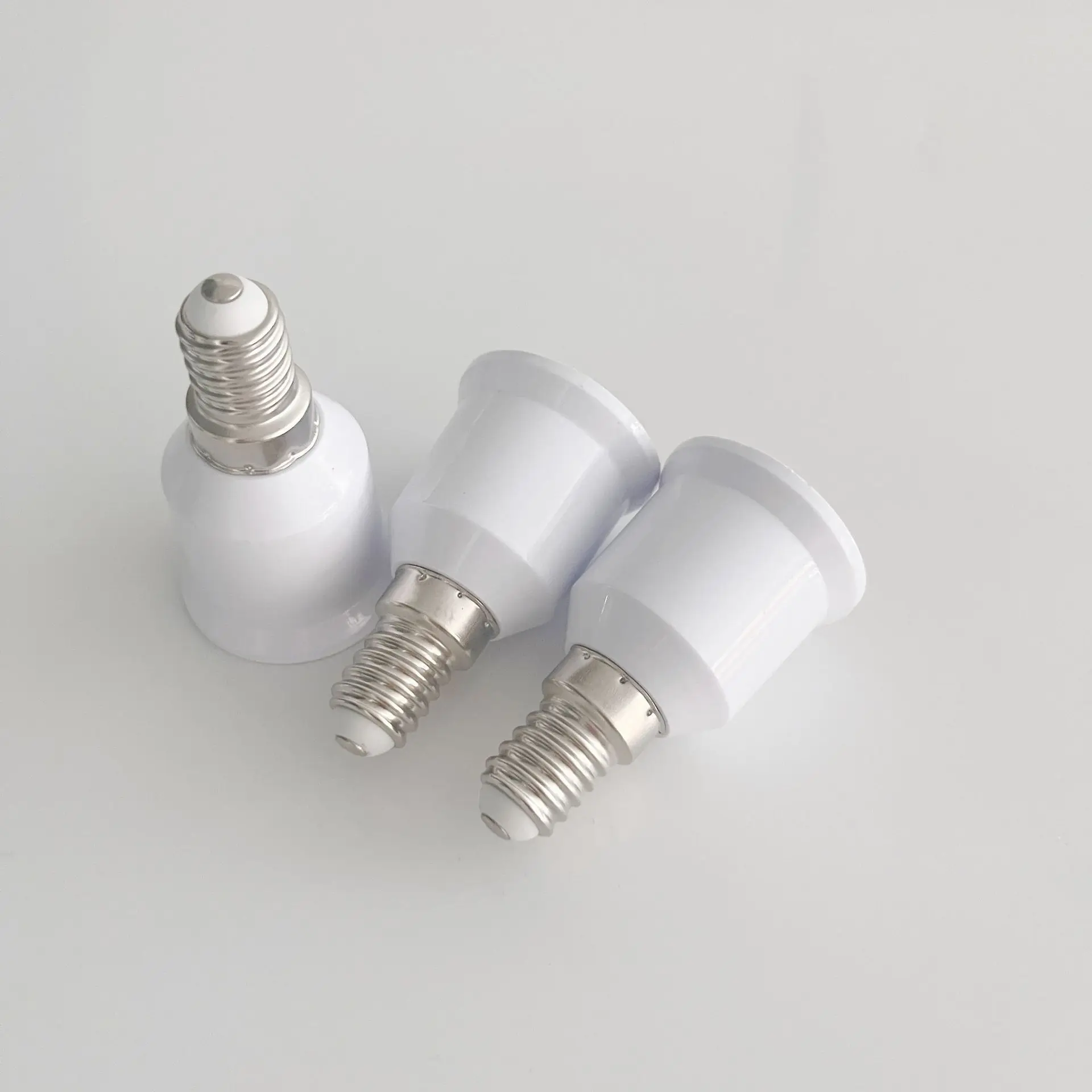 E14 to E27 Lamp Holder Converter Fireproof Socket Base Converters 220V Light Bulb Adapter Conversion Lighting Accessories - Image 2